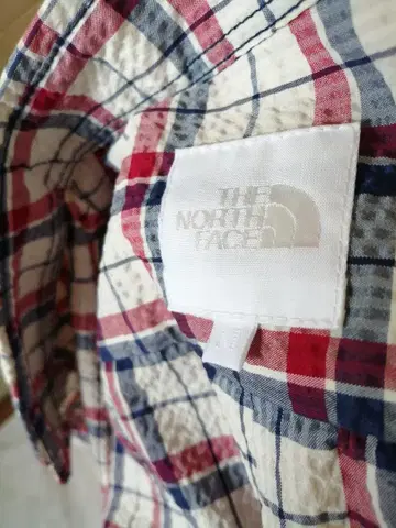 THE NORTH FACE 체크 무늬 반팔 셔츠 NR21723