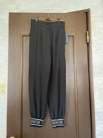 새상품 스콧 클럽 밑단 밴딩 팬츠