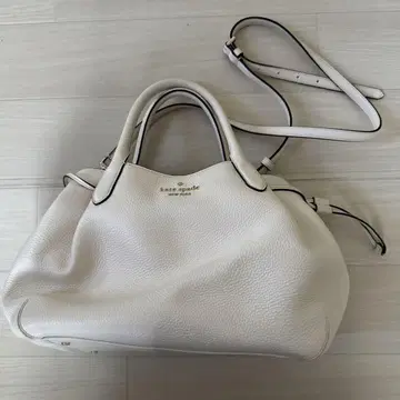 kate spade 화이트 가죽 핸드백