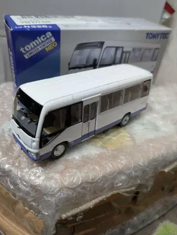 토미카 리미티드 빈티지 네오
