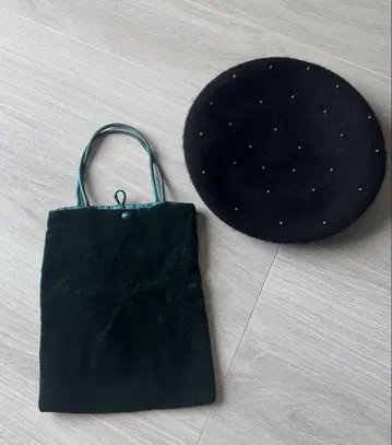 ZARA 비즈 블랙 베레모 KEIKO KUROISHI 벨벳 백