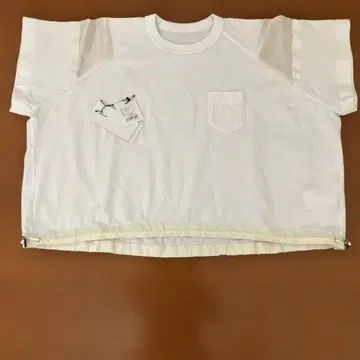 새상품급 sacai 화이트 절개 시어 티셔츠 사카이