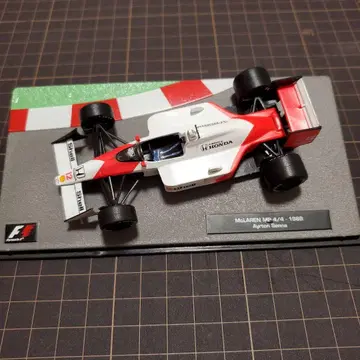 McLaren MP4/4 1988 Ayrton Senna 1/43