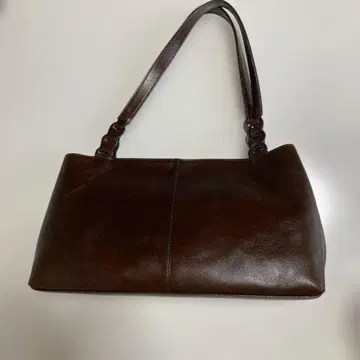 다크 브라운 핸드백 땋은 핸들 (가죽 제품)