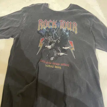 ROCK TOUR 그레이 티셔츠 M 사이즈
