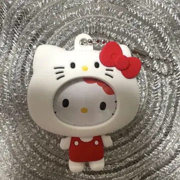산리오 캐릭터즈 포토 배지 마스코트 헬로키티