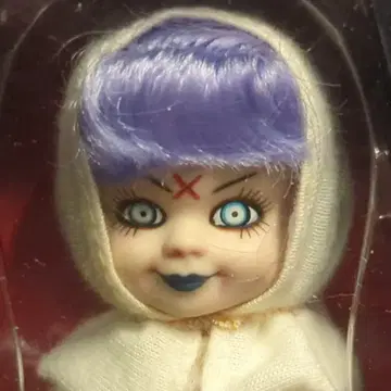 메즈코 리빙 데드 인형 미니 Eggzorcist