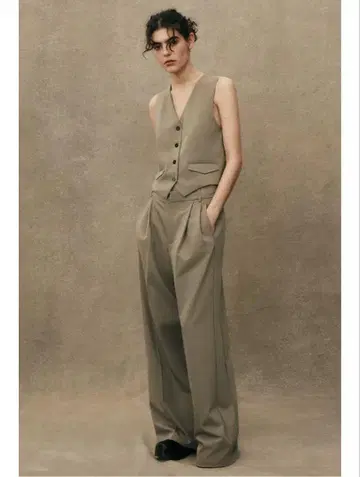 ZARA 자라 더블 플리츠 팬츠