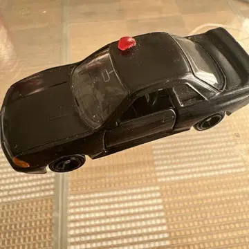 드림 토미카 141 스카이라인 GT-R (R32) 개조품 복면 순찰차