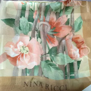 NINA RICCI 꽃무늬 실크 터치 스카프 90cm