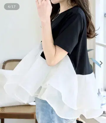 고베 레터스 오간자 도킹 페플럼 티셔츠