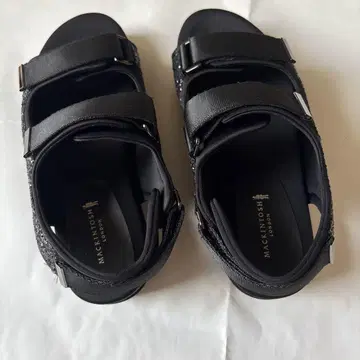 MACKINTOSH LONDON 블랙 샌들 small