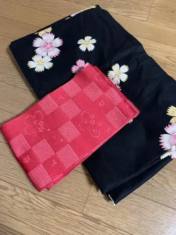 유카타 블랙 베이스 x 벚꽃 빨간색 오비 벚꽃 원단 패턴 세트