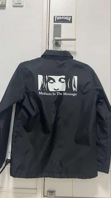x-girl Medium Is The Message 자켓