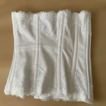 화이트 코르셋 브라이덜 이너