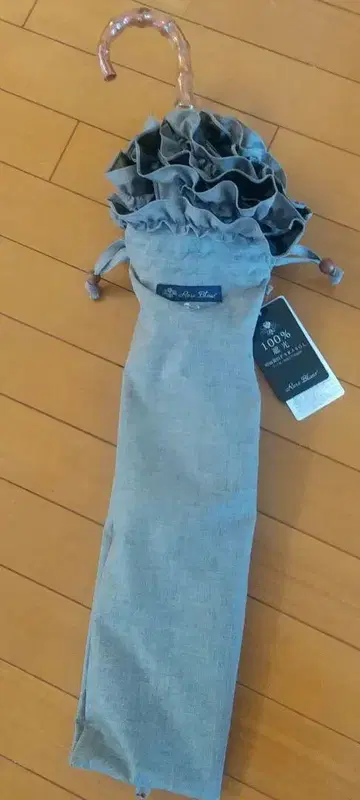 Rose Blanc 프릴 접이식 우산 그레이