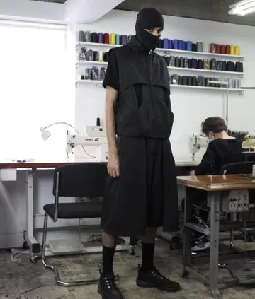 아발론 하이테크 소재 오버랩 베스트