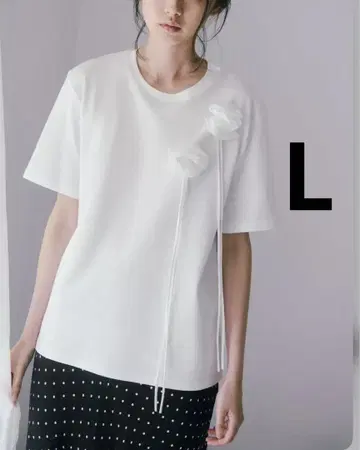 ZARA 자라 볼륨 플라워 티셔츠, 미사용 새상품