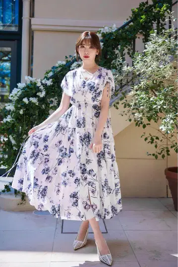 Her lip to Full Of Love Long Dress