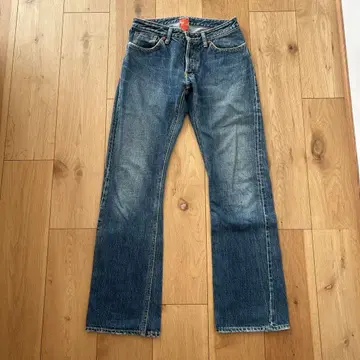 KATO 부츠 컷 데님