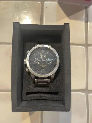 NIXON A4861529 손목시계