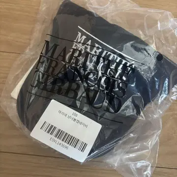 마리떼 프랑소와 저버 캡 새상품 네이비