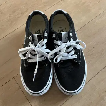 Vans 블랙 스니커즈 24cm