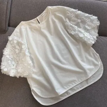 MAYSON GREY 블라우스 꽃무늬 플라워 도킹 레이스 자수 화이트