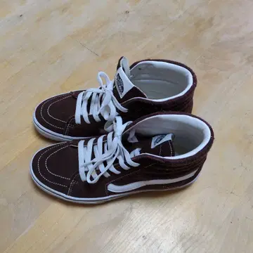 VANS Sk8-Hi 다크 브라운 하이컷 스니커즈