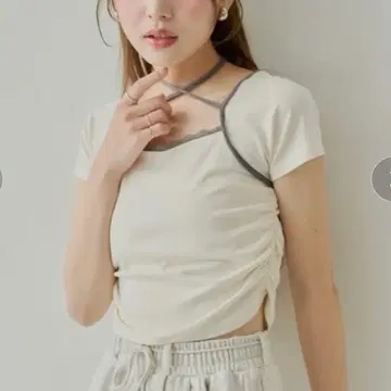 Chico 레이어드 디자인 프렌치 T 화이트