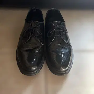 Dr. Martens