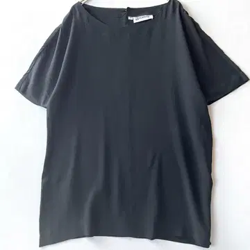 amamy 보트넥 실크 T 블라우스 이탈리아제 뒤 슬릿 블랙 L