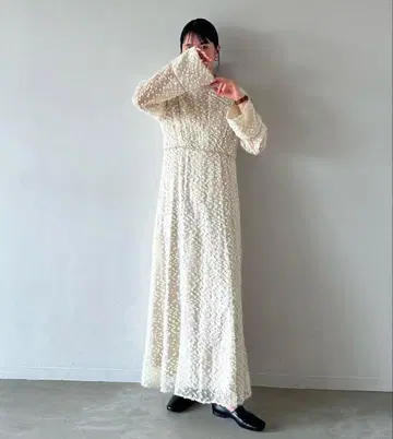 스노우 도트 자카드 원피스 클레인