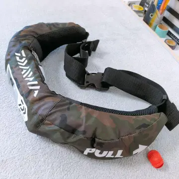 DAIWA 다이와 구명 조끼 DF-2207 벚꽃 마크 있음