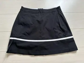 아디다스 스커트 블랙