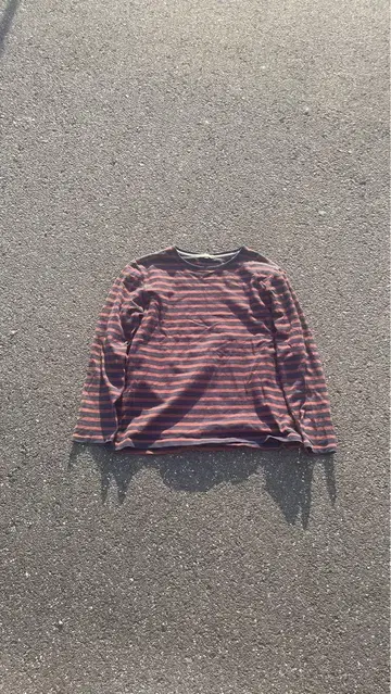00s Eddie Bauer 빨검 보더 M 긴팔 티셔츠
