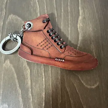 벨루티 Berluti 백 참 키링 스니커즈