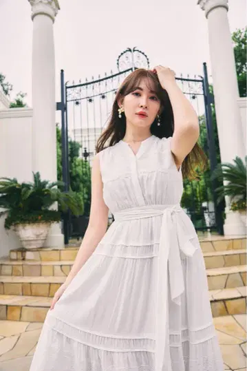 헤르립토 스칼라 레이스 트림 드레스