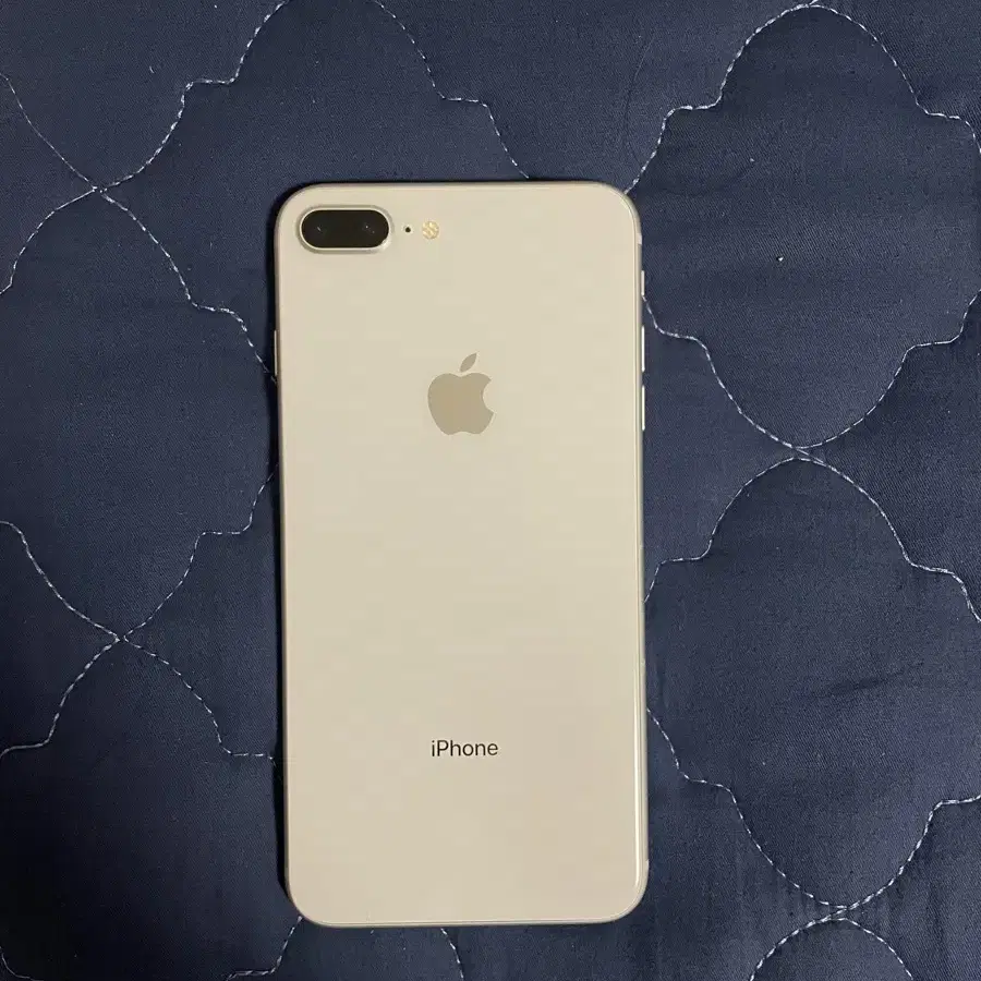 iPhone - Apple アップル iPhone8 Plus シルバー 64GB Amazon.com: Apple iPhone 8 Plus (64GB, Gold) [Locked] +