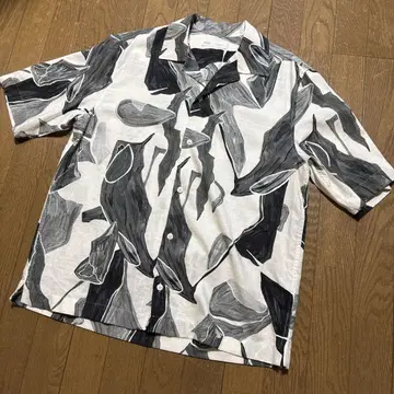 ZARA 추상 잎사귀 패턴 반팔 셔츠