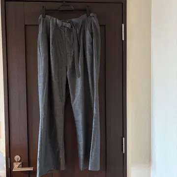 ANCELLM BACKSATIN BELTLESS SLACKS