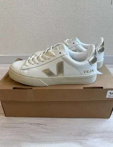 당일 발송 새상품 VEJA 화이트 여성용 스니커즈 EU35/JP21