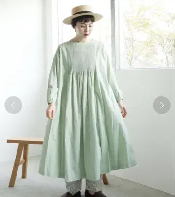 아틀리에 드 사봉 어깨 트임 핀턱 원피스 긴팔 그린