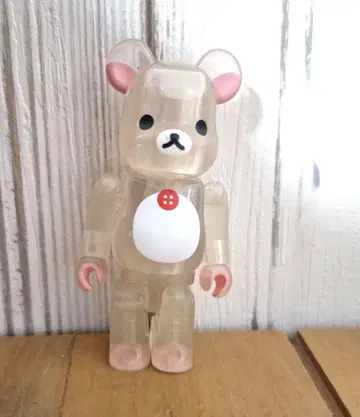 BE@RBRICK 베어브릭 코리락쿠마 클리어 컬러 Ver. 과거