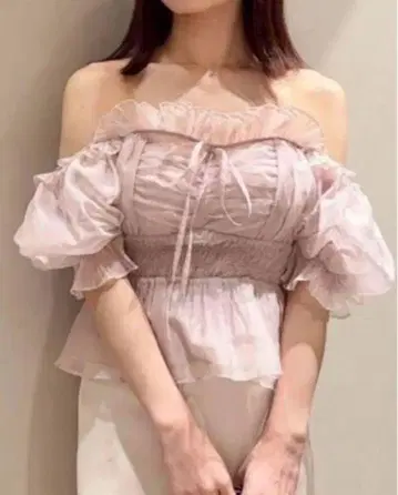 SNIDEL 개더 프릴 오프숄더 블라우스 라이트핑크 프리 사이즈
