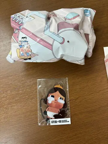 크라이 베이비 시크릿 팝 마트