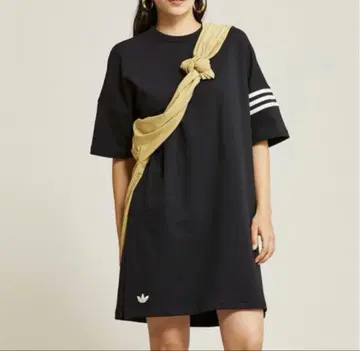 아디다스 아디컬러 Neuclassics 티셔츠 원피스
