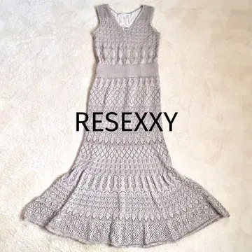 RESEXXY 코바늘 슬리브리스 니트 원피스 (베이지) 롱