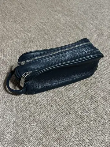 펠레모르비다 클러치백 네이비