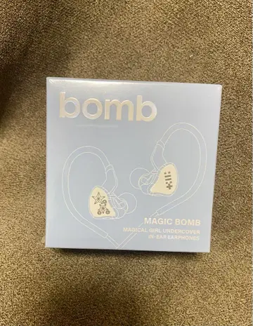 최저가 가격 인하 불가 ILLIT bomb merch ver 이어폰